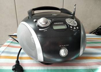 Radioodtwarzacz Grundig GRB2000 czarny (GDP6430)
