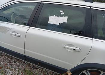 Drzwi Volvo XC70, V70 lewe 707-46