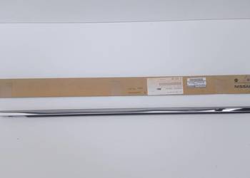 LISTWA ZGARNIAJĄCA DRZWI PRAWA PRZÓD INFINITI Q70