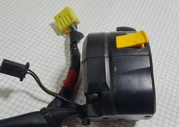 Suzuki GSR 600 przełącznik lewy