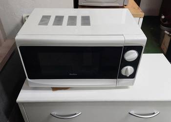 Kuchenka mikrofalowa Amica