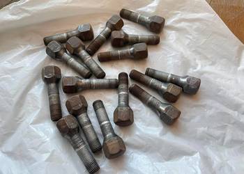 Fiat Barchetta śruby kół / szpilki