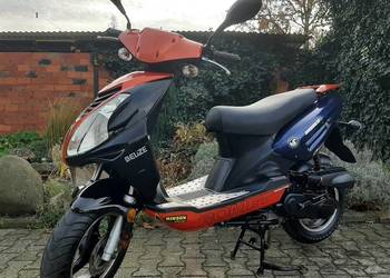 Zadbany Skuter Romet 747 50ccm  4t 2009r 4858km 60km/h Zadbany Skuter Romet 747 50ccm  4t 2009r 4858km 60km/h