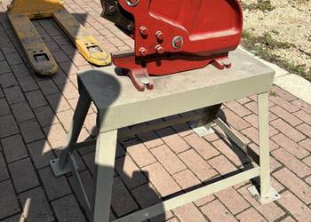 Gilotyna ręczna Gilotyna ręczna