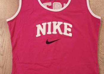 Różowa koszulka Nike