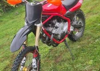 Yamaha XJ600N Enduro