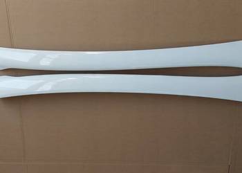 LISTWA PRAWA SZYBY PRZEDNIEJ OPEL ZAFIRA C LAK: Z40R 20971812