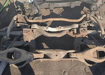 BELKA / SANKI TYŁ MITSHUBISHI PAJERO IV