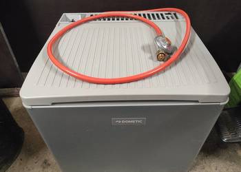 Lodówka na gaz/12v/230v turystyczna kempingowa Dometic