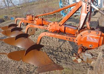 Pług Fraugde Sanderum  (Kverneland 4 skibowy 3+1)