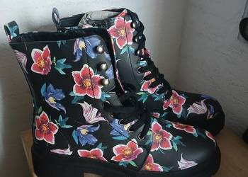 Kozaki botki w kwiaty