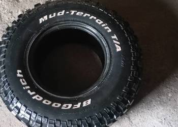 Opona AT BF goodrich 32 cale 15