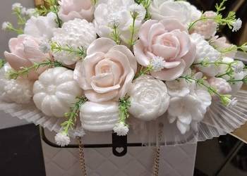 Piekny bukiet z mydła glicerynowego na prezent