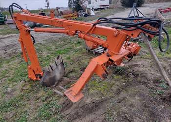 Ładowacz - koparka do ciągnika