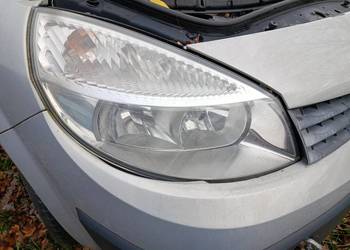 Lampa prawa przednia Renault Scenic 1,5 dCi 74 kW 2004 r.