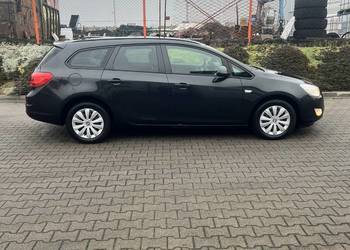 Opel Astra J SportsTourer 1.7cdti