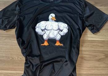 Koszulka sportowa SHEIN- muskularna kaczka