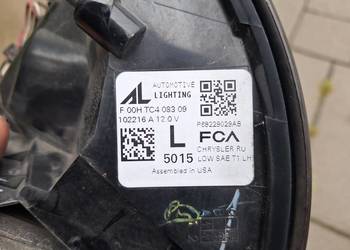 Lewa tylnia lampa w błotnik 68229029ab Chrysler Pacifica 2017