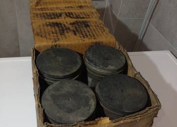 FSO Warszawa zestaw oryginalnych tłoków w pudełku