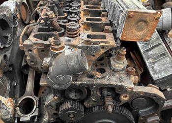 Deutz BF6M1012E Silnik Blok Pokrywa CZĘŚCI