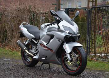 Honda CBR 600F PGM-F1 F4i 2002r