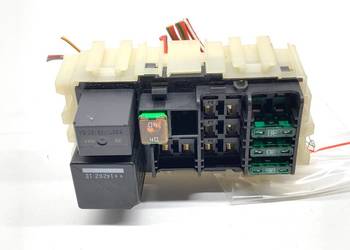 SKRZYNKA BEZPIECZNIKÓW VOLVO V60 I Kombi 10-18 2.0 181KM MODUŁ