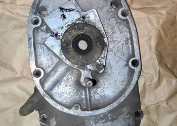 Dekiel pokrywa rozrządu k750