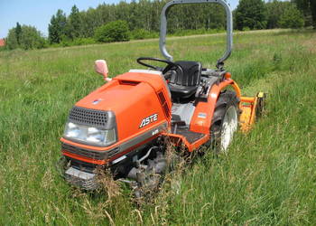 Kubota A175 ładna do ogrodu sadu tunelu borówki kosiarka glebogryzarka