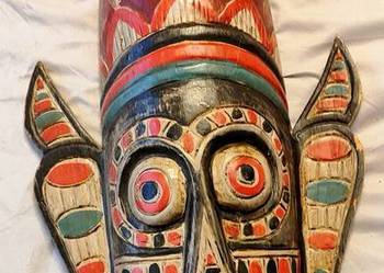 Maska indonezyjska drewniana ręcznie robiona