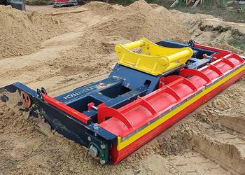 NOWOŚĆ ! Równiarka - niwelator terenu hydrauliczny do koparki !