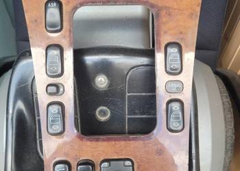 Mercedes w 210 ramka panel sterowania