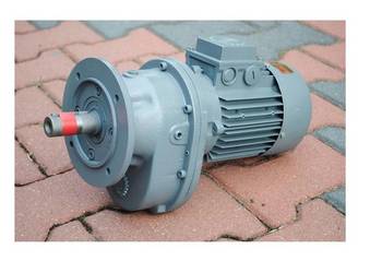 Motoreduktor kołnierzowy 0.25kw. 19obr./min.. Fvat