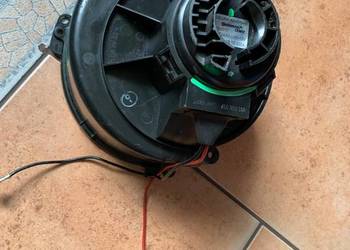 Wentylator dmuchawa OPEL ASTRA H 52407543