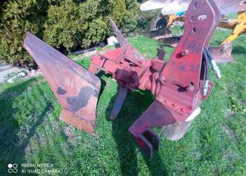 Pług obrotowy do nieużytków, ugorów.