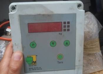 Waga elektroniczna pod mieszalnik