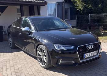 Audi A4B9 S-Line