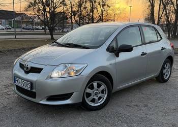 Toyota Auris 1.4B 97KM rok 2007 Klima 2x koła Zarejestrowana