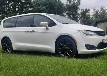 Chrysler Pacifica
