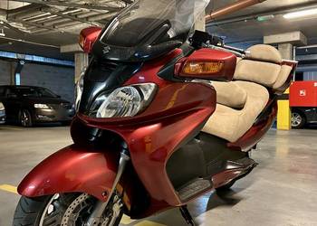 Suzuki Burgman 650 Executive (maxi skuter 2004)