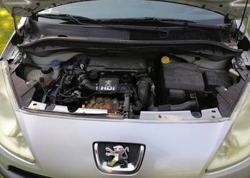 PEUGEOT 1007 - 1,4 HDI