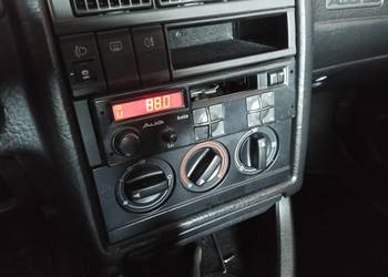 Radio radioodtwarzacz Audi Beta 80 90 100 B3 B4