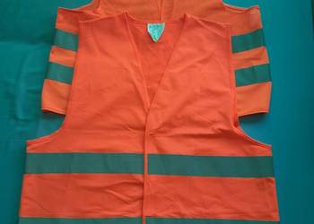 2 kamizelki odblaskowe, jedna DHL