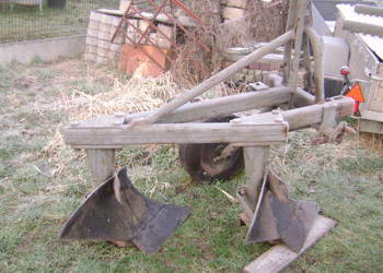 Pług 2 skibowy Grudziądzki mało uzywany Pług 2 skibowy Grudziądzki mało uzywany
