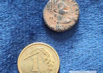 Moneta Imperium Romanum (nummus) - do identyfikacji IV-V w.n.e.