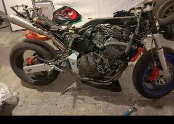 Honda hornet