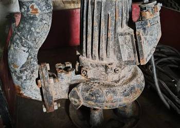 Pompa zatapialna woda szambo nieczystości