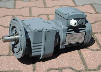 Motoreduktor kołnierzowy 0.25kw. 27obr./min. SEW