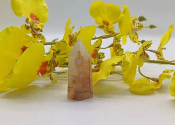Naturalny Agat obelisk stożek stojący 49mm #48