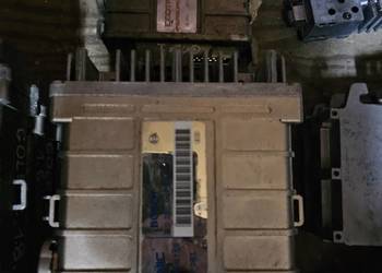 Sterownik silnika golf 2 893 907 383 A Sterownik silnika golf 2 893 907 383 A