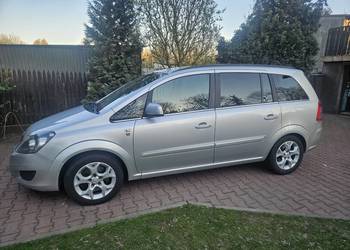 sprzedam opla zafira 17